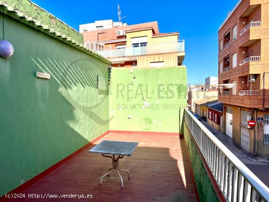  Casa de Pueblo con Patio y Gran Terraza en el Centro de Villena, Alicante. - ALICANTE 