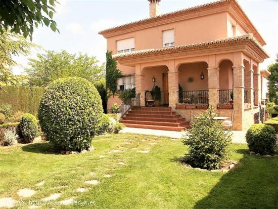 OPORTUNIDAD DE GRAN CHALET EN EL VENTORRILLO - GRANADA