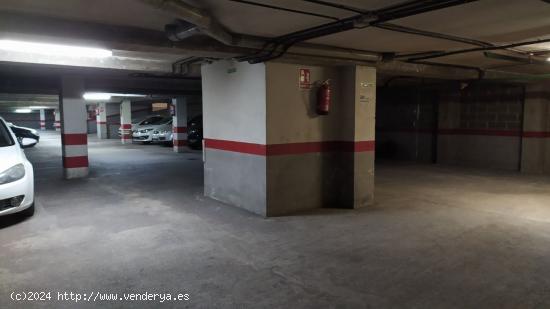 Amplia plaza de parking - TARRAGONA