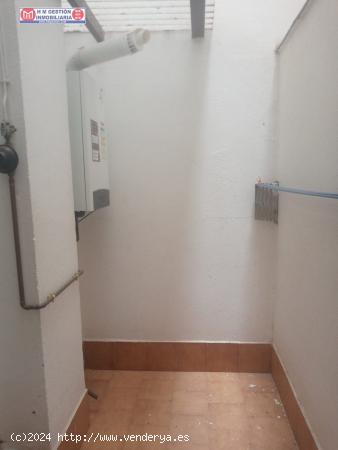 SE VENDE PISO DE DOS DORMITORIOS EN CALLE DON ANTONIO HUERTAS EN TOMELLOSO - CIUDAD REAL