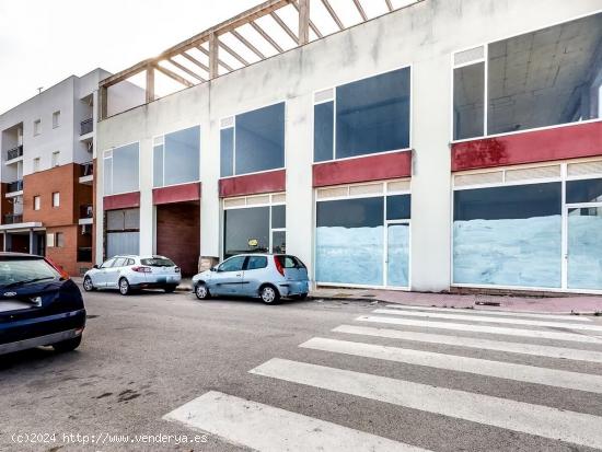  SE VENDE PLAZA DE GARAJE-URB. LAS PALMERAS-SANLUCAR DE BARRAMEDA - CADIZ 