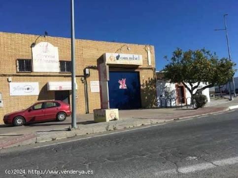 Venta de conjunto de dos naves en Valverde - HUELVA