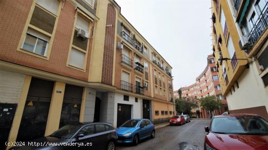 Plaza de garaje en venta en la barriada de San Fernando - BADAJOZ