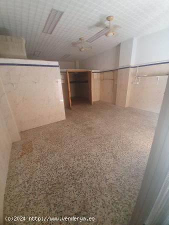 OPORTUNIDAD!!! LOCAL COMERCIAL CALLE GRANADA-AVDA VILCHES - ALMERIA