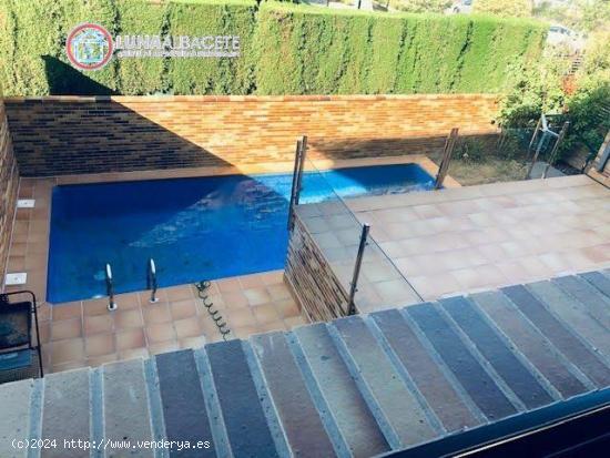 API LUNA AB VENDE CHALET  DE LUJO EN ZONA ALTO DE LOS MOLINOS - ALBACETE