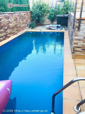 API LUNA AB VENDE CHALET  DE LUJO EN ZONA ALTO DE LOS MOLINOS - ALBACETE