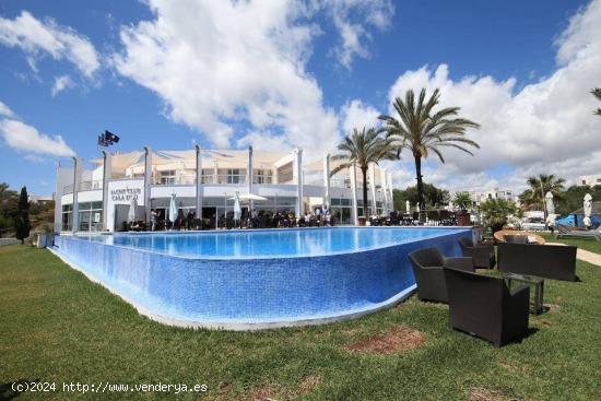 GRAN EDIFICIO COMERCIAL EN EL CLUB NÁUTICO DE CALA D'OR. - BALEARES