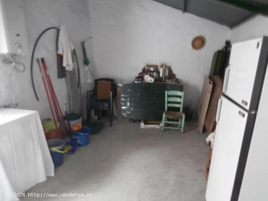 CASA DE PUEBLO EN CASCO HISTÓRICO CON PATIO, TERRAZA, TRASTERO Y LAVADERO. - MALAGA