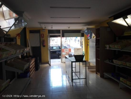 LOCAL COMERCIAL MUY BIEN SITUADO Y EN BUENA ZONA DE AYORA - VALENCIA