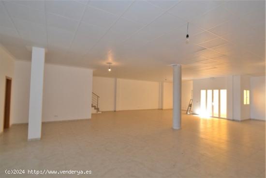 Local comercial en venta en Muro de grandes dimensiones - BALEARES