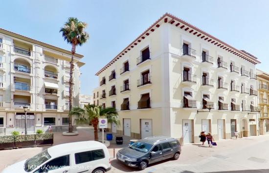 PLAZAS DE GARAJE EN PLENO CENTRO - GRANADA