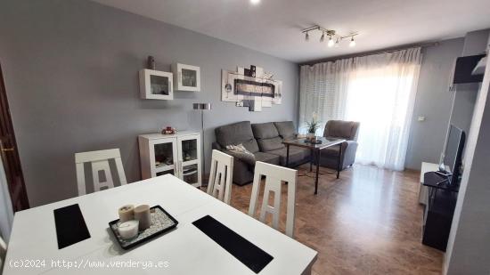 ¡¡ PISO VPO EN ARROYO DEL MORO CON PISCINA, TRASTERO Y COCHERA INCLUIDA!! - CORDOBA