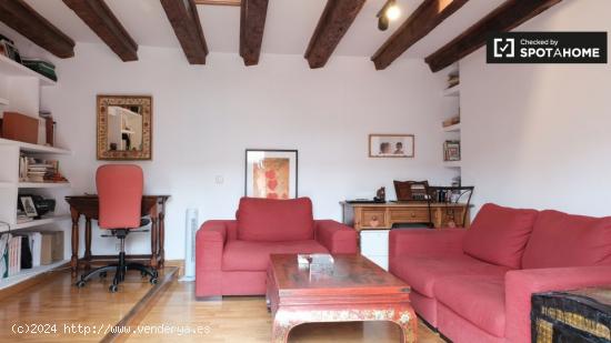 Precioso apartamento de 2 dormitorios para profesionales en Palacio de Oriente - MADRID