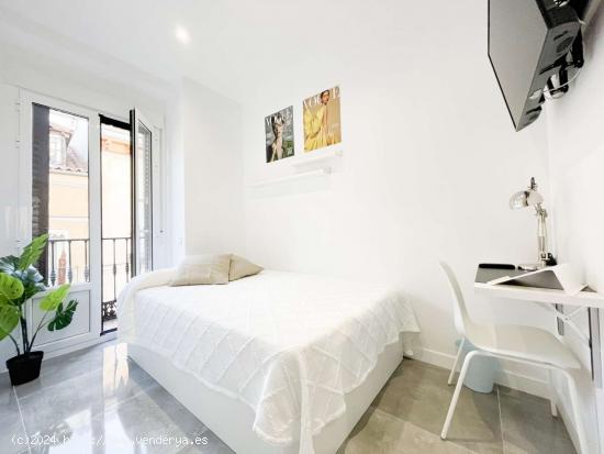 Se alquila habitación en residencia de estudiantes en Madrid - MADRID 