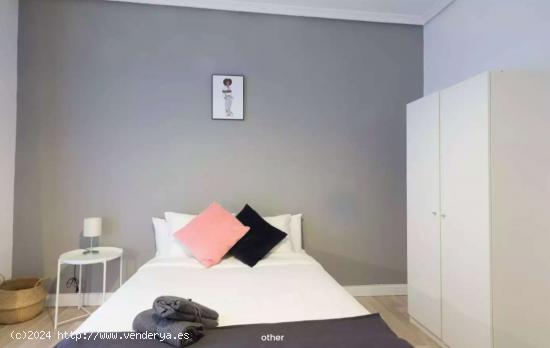  Alquiler de habitaciones en piso compartido en Madrid - MADRID 