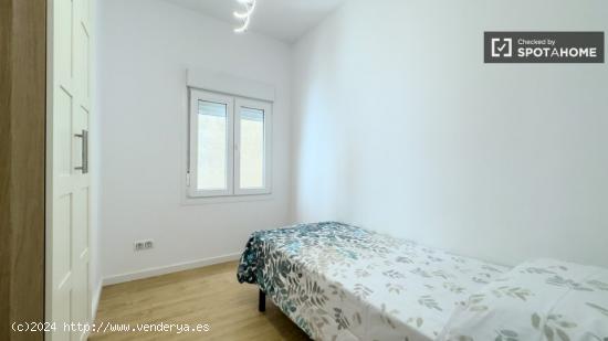 Apartamento entero de 3 habitaciones en Barcelona. - BARCELONA