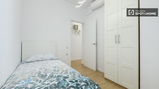 Apartamento entero de 3 habitaciones en Barcelona. - BARCELONA