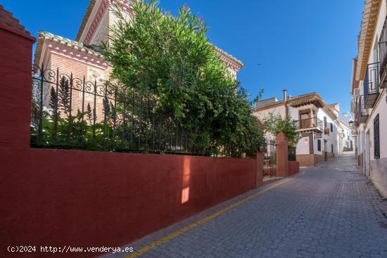 CASA EN DILAR CENTRO PARA REFORMAR - GRANADA