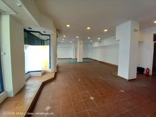 LOCAL COMERCIAL EN PLENO CENTRO - CORDOBA