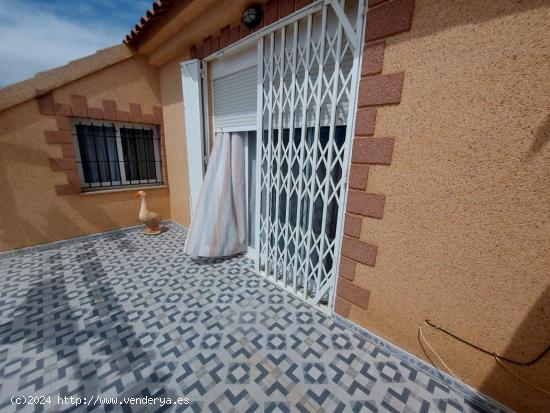 Casa con terreno en el paraje de Las Huertas. - MURCIA