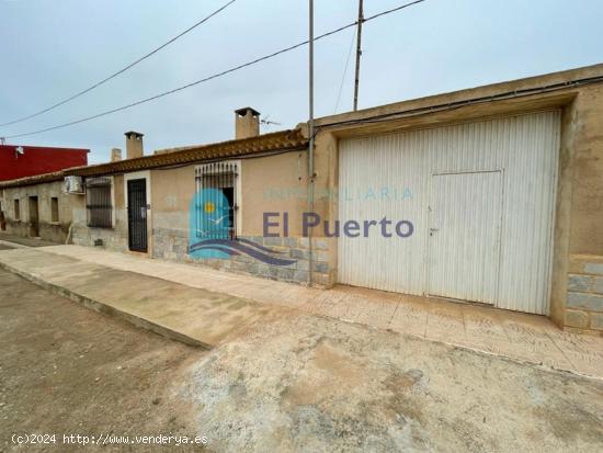 2 CASAS CON GRAN PATIO EN LOS CÁNOVAS - REF 1461 - MURCIA