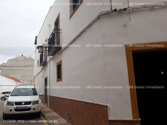 Casa con local comercial. - Bailén