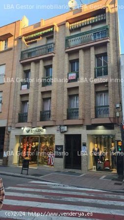  Local comercial junto al ayuntamiento. - Linares 