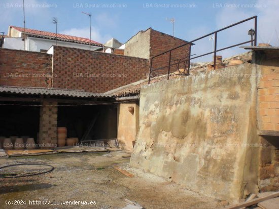 SE VENDE SOLAR 1.630 M2 - Bailén