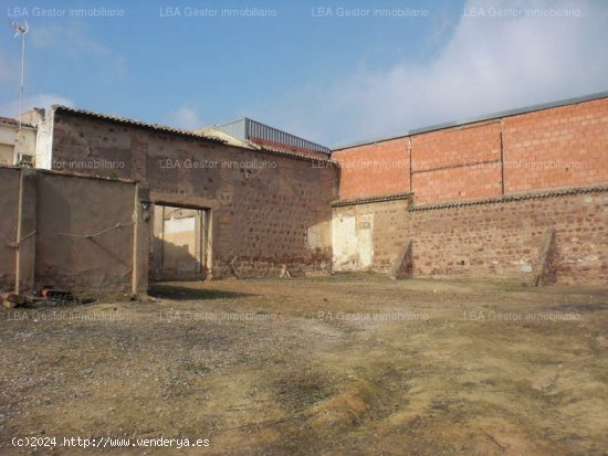 SE VENDE SOLAR 1.630 M2 - Bailén