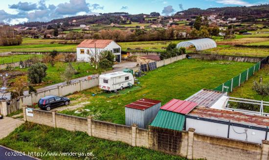  ¡Solar Urbano de 1070 m2 en Noicela a 2,7 km de la Playa  de Baldaio! - A CORUÑA 