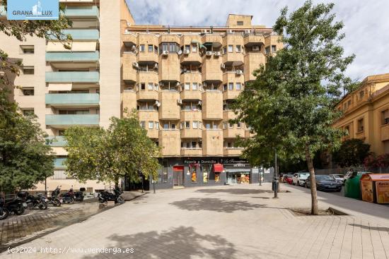 Local Barrio San Lázaro - GRANADA