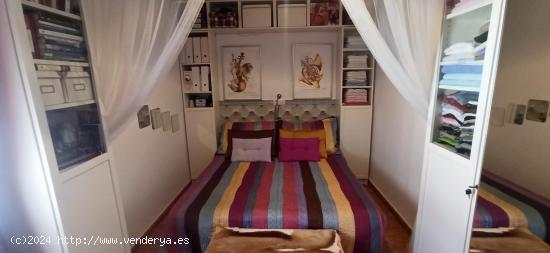 Piso convertido en 2 apartamentos en Jerez de la Frontera - CADIZ