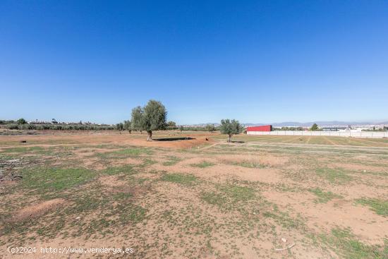 Se Vende en Ogijares - GRANADA