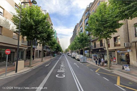 VENTA DE LOCAL EN RENTABILIDAD EN EL PRIMER TRAMO DE MARÍA AUXILIADORA. - SALAMANCA