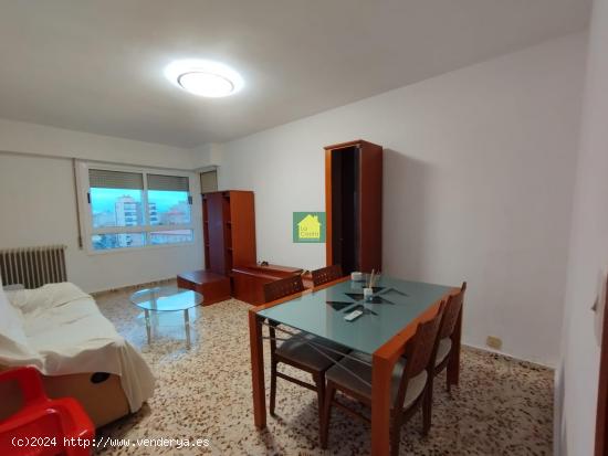 SE VENDE AMPLIO PISO CON MUCHISIMA LUZ Y VISTAS DESPEJADAS - ALBACETE