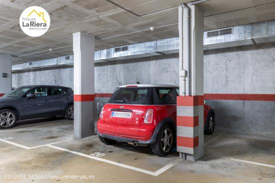 PLAZA DE PARKING  A LA VENTA A LA CALLE DOEDES. - BARCELONA