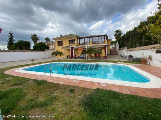 ZONA INJERTAL DE LAS CUEVAS- Parcela con gran casa y piscina. - CORDOBA