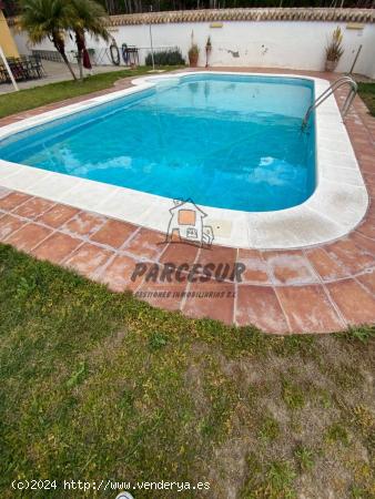 ZONA INJERTAL DE LAS CUEVAS- Parcela con gran casa y piscina. - CORDOBA