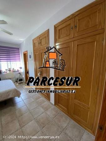 URBANIZACION EL  PARAMO - Hipotecable - Parcela de 1.500 m2 con 2 casas y 2 piscinas. - CORDOBA