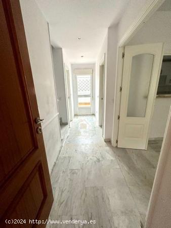 ALMODOVAR - Casa de 2 plantas con sotano y azotea de unos 235 m2 . - CORDOBA