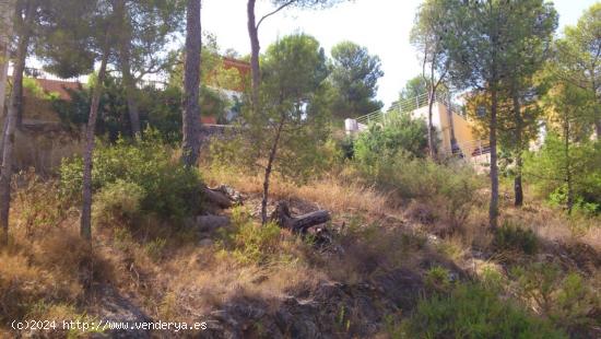 Terreno urbano en urb. Monte Corona de Ador - VALENCIA