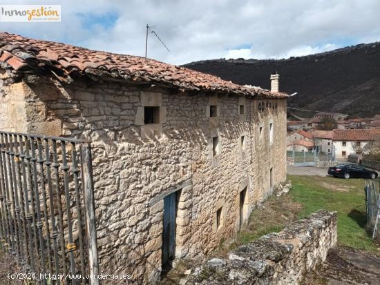 VENTA CASA CON TERRENO RUSTICO en Terradillos de Sedano - SALAMANCA