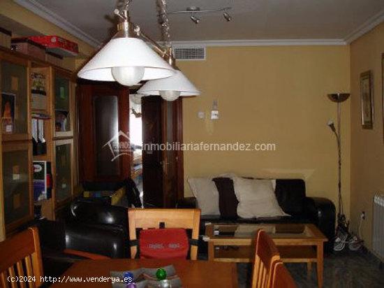 Apartamento en plaza Italia - CACERES