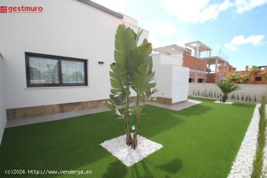 VENDE CHALET  (OBRA NUEVA) EN PLAYA HONDA-SIN COMISIONES INMOBILIARIAS - MURCIA