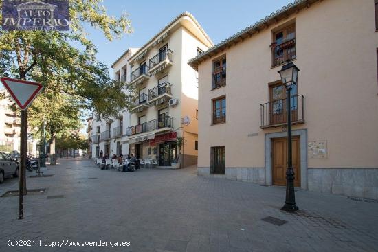 Hospital Real Solar Urbano Plurifamiliar - GRANADA