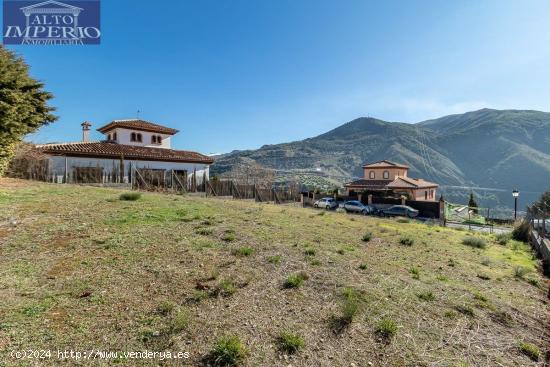 Magnífico solar de 600 m2 con vistas despejadas para el resto de tu vida en la casa de tus sueños!