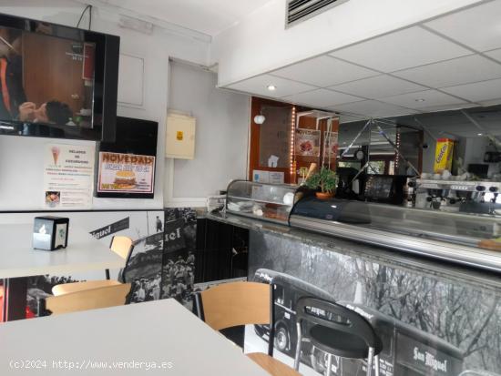 SE VENDE NEGOCIO EN FUNCIONAMIENTO DE CAFE BAR POR JUBILACION - VALLADOLID