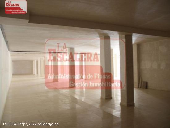 LOCAL COMERCIAL 659 M2. BIAR - ALICANTE