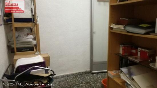  Se vende local a pie de calle - ALICANTE 