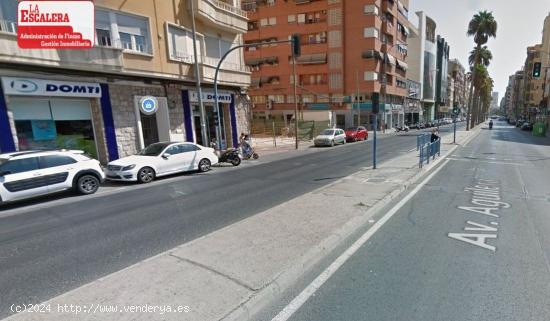 Se vende magnifico local a pie de calle 296 m2, AV Aguilera - ALICANTE